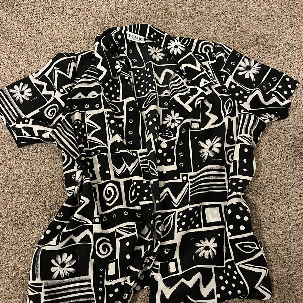 Vintage Black and White Patterned Shirt
